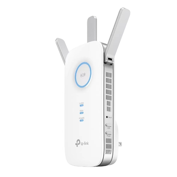 Wall Plugged Range Extender RE450